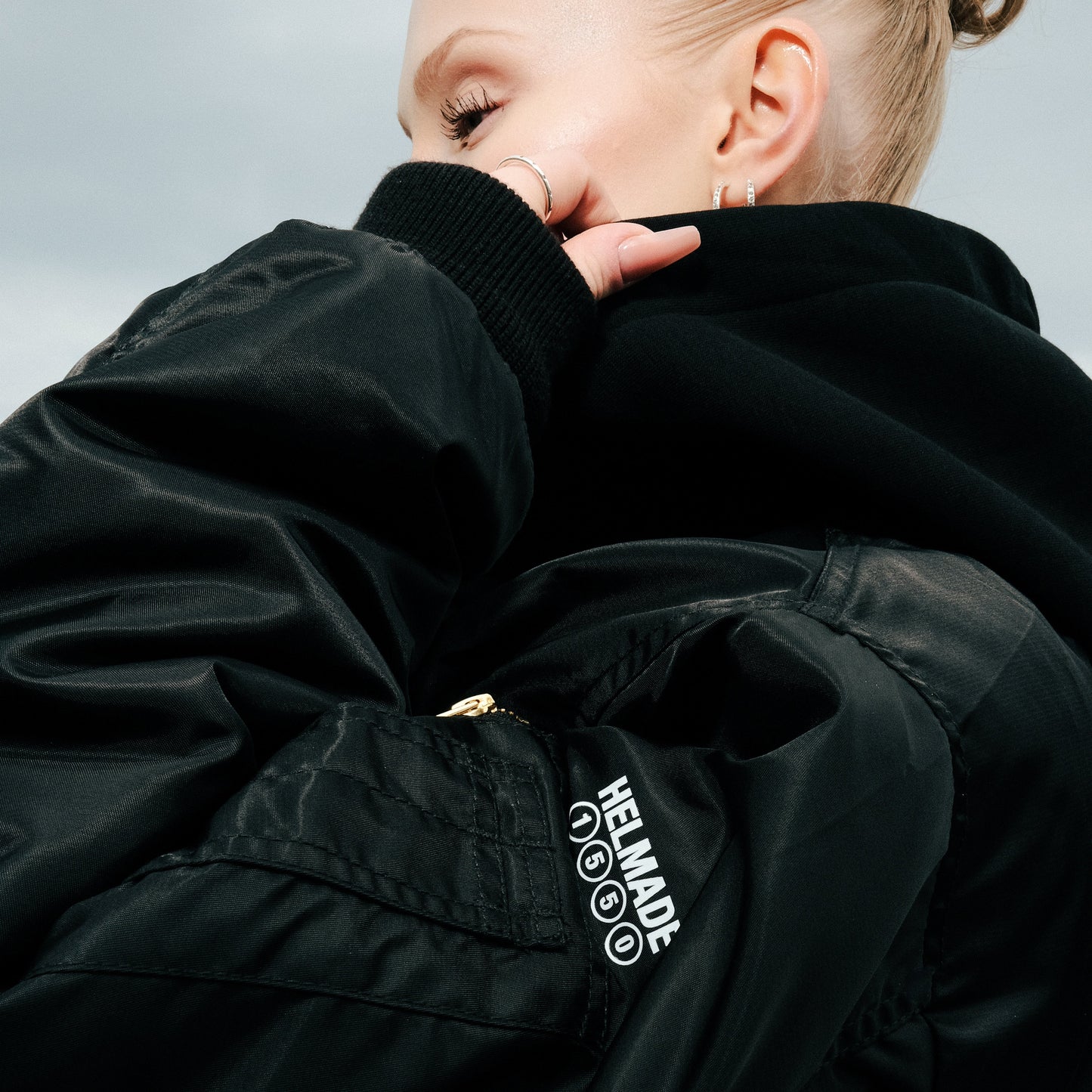 1550 BOMBER
