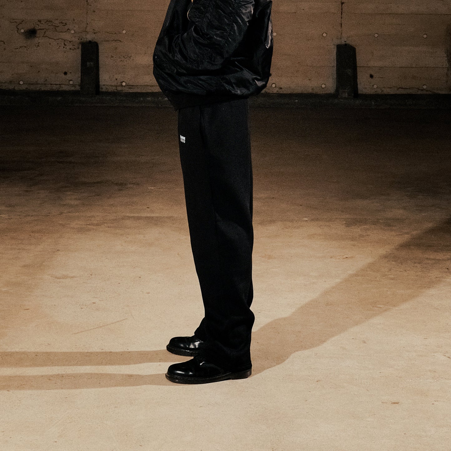 1550 TRACKPANTS
