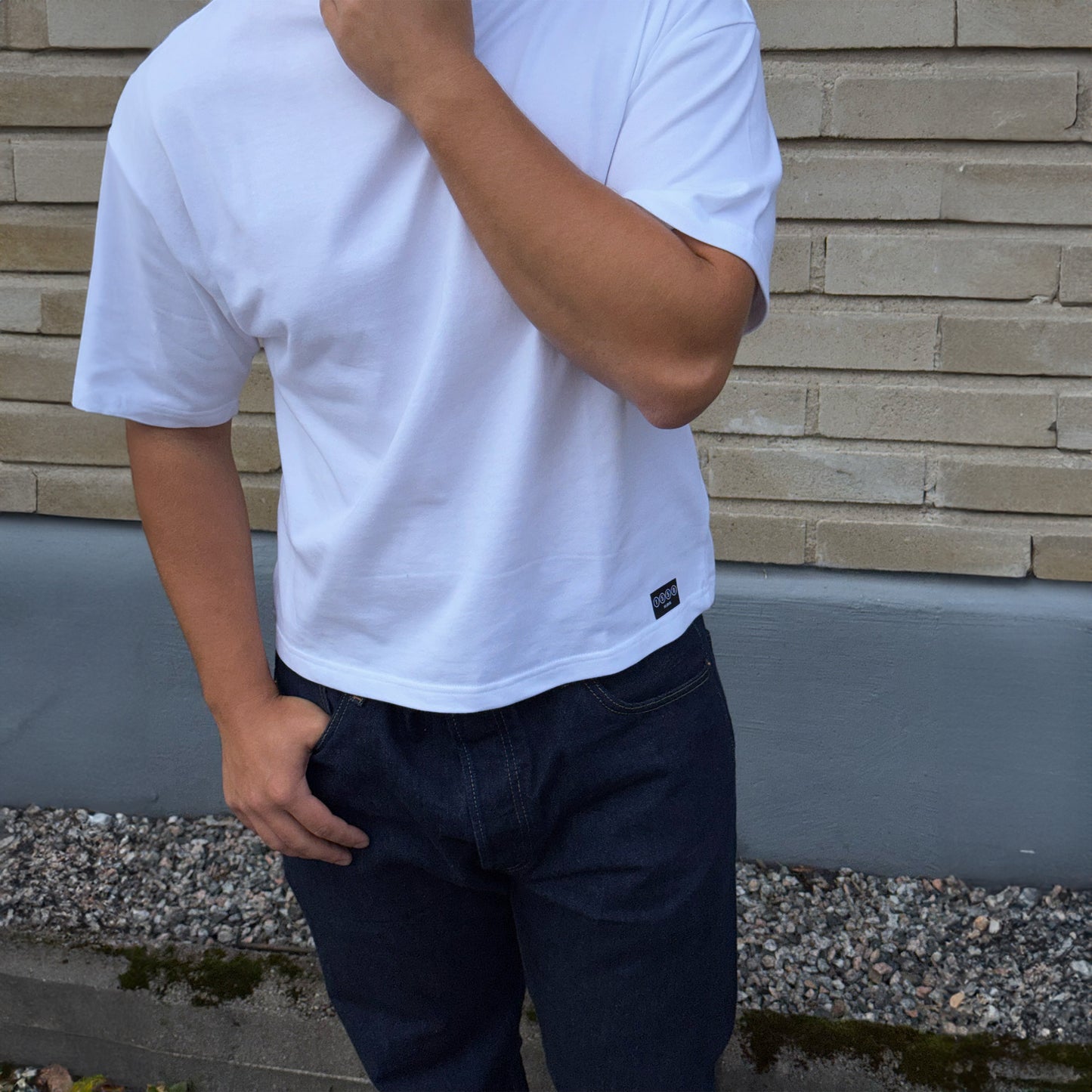 THE BLANK TEE