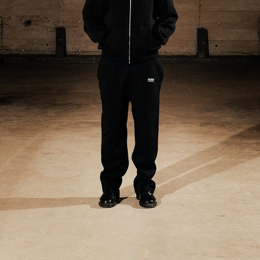 1550 TRACKPANTS